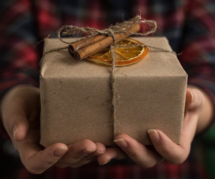 Keep Your Packages from Being Stolen off Your Porch this Holiday