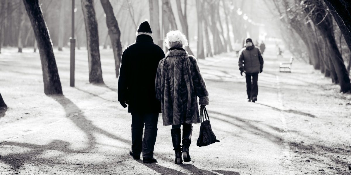 Preventing the Elderly from Falls this Winter