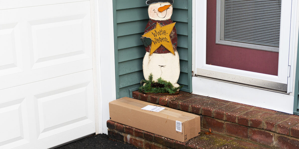 How to Stop Porch Pirates This Holiday
