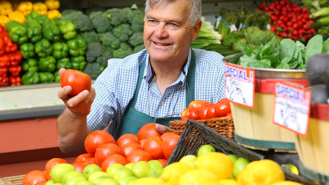 Easy Ways to Support Your Community’s Small Businesses