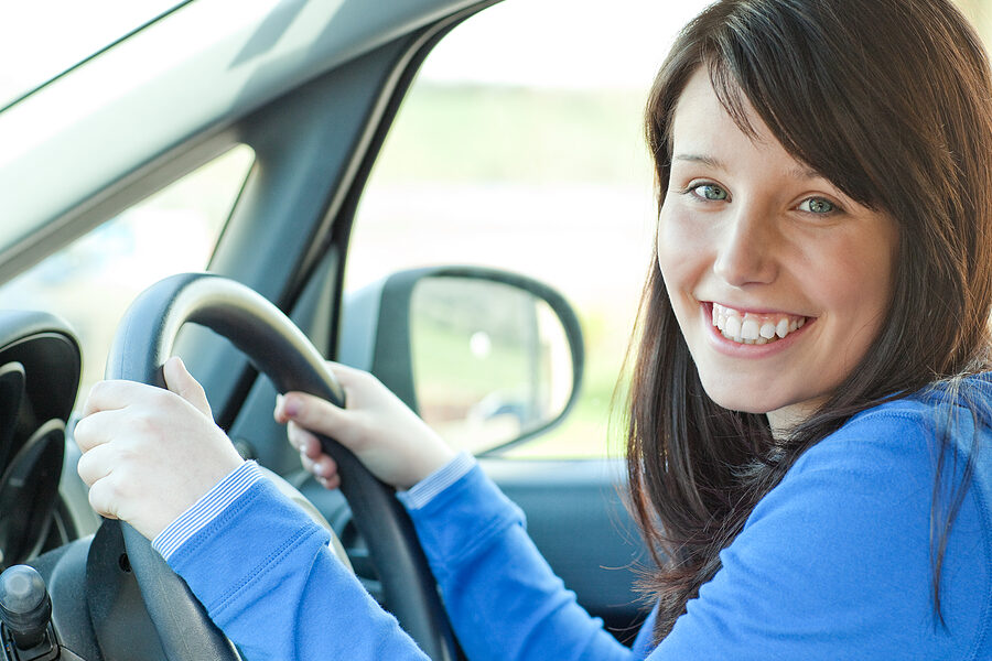 Connecticut Back-to-School Driving Risks: Insurance Tips for Teen Drivers and Parents 