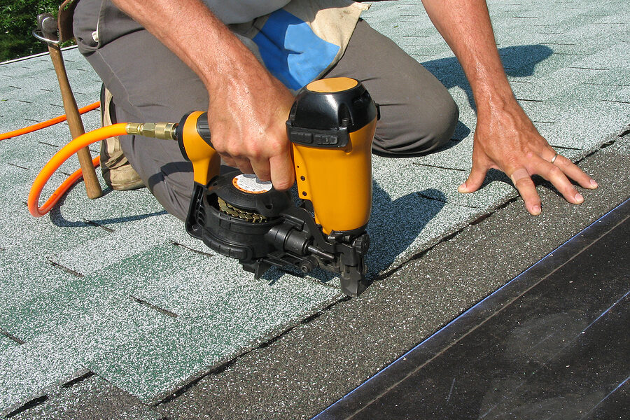 Does a “30-Year Roof” Really Last 30 Years? What Connecticut Homeowners Should Know